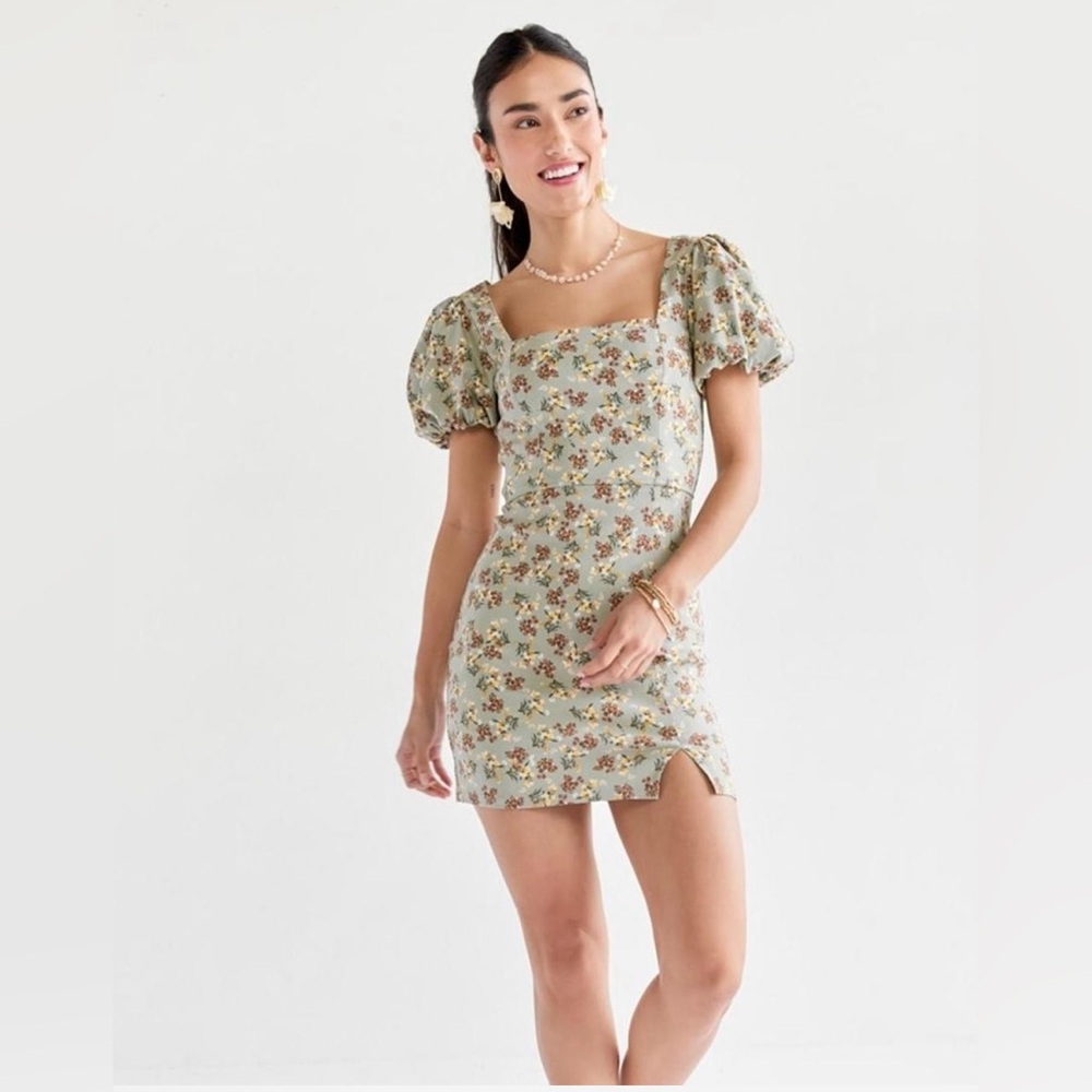 Trixxi Women’s Dress Size M Sage Green Floral Puff Sleeve - Picture 3 of 17